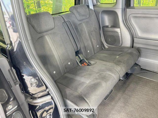 Honda N BOX CUSTOM 2022-03 8562902-8