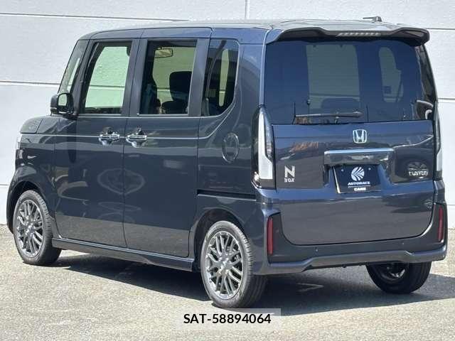 Honda N BOX CUSTOM 2026-07 8562885-9