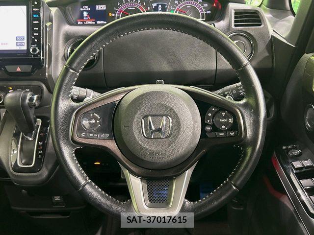 Honda N BOX CUSTOM 2018-09 8562928-10