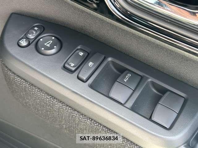 Honda N BOX CUSTOM 2026-07 8562892-15
