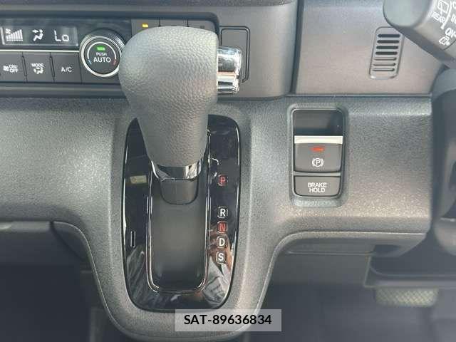 Honda N BOX CUSTOM 2026-07 8562892-18