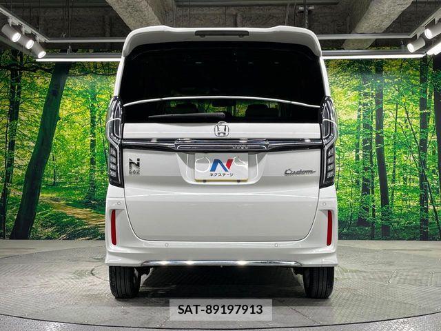 Honda N BOX CUSTOM 2023-08 8562896-14