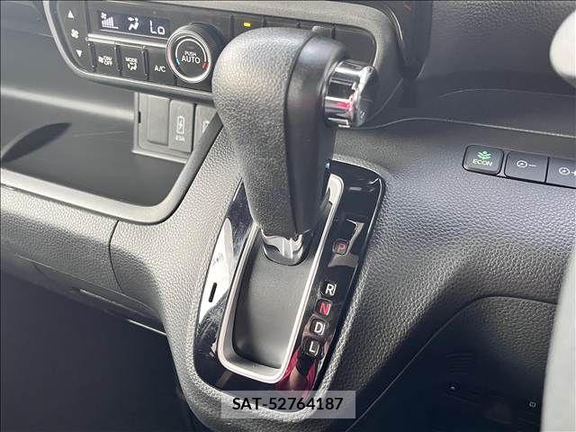 Honda N BOX CUSTOM 2018-04 8562916-28