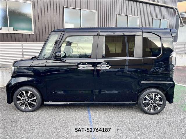Honda N BOX CUSTOM 2018-04 8562916-6
