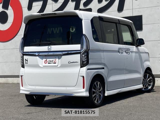 Honda N BOX CUSTOM 2021-12 8562913-2