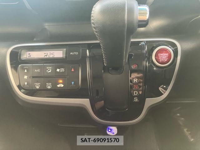 Honda N BOX CUSTOM 2013-09 8562949-23