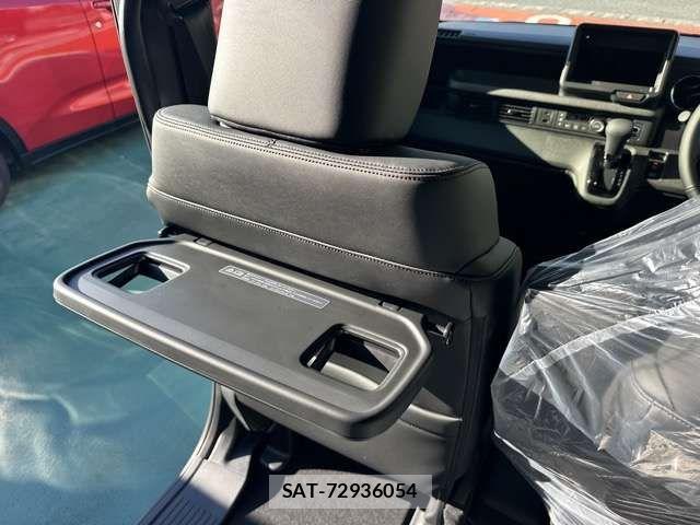 Honda N BOX CUSTOM 2026-06 8562888-9