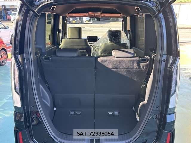 Honda N BOX CUSTOM 2026-06 8562888-11