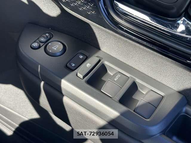 Honda N BOX CUSTOM 2026-06 8562888-15