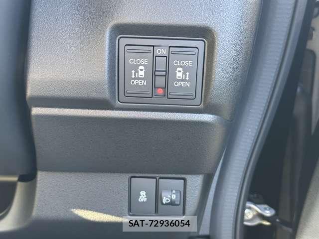 Honda N BOX CUSTOM 2026-06 8562888-16