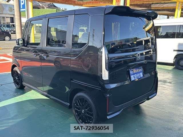 Honda N BOX CUSTOM 2026-06 8562888-3