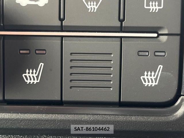 Honda N BOX CUSTOM 2024-07 8562883-7