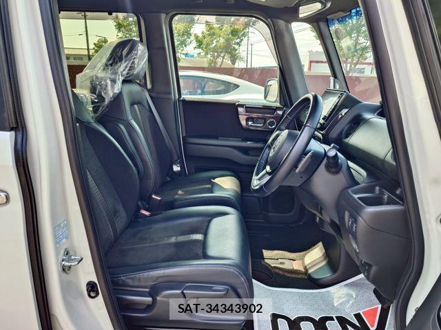 Honda N BOX CUSTOM 2017-11 8562908-9