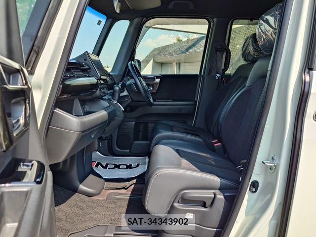 Honda N BOX CUSTOM 2017-11 8562908-20