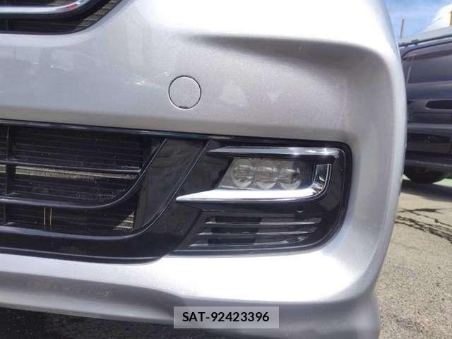Honda N BOX CUSTOM 2019-08 8562918-17