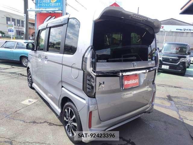 Honda N BOX CUSTOM 2019-08 8562918-4