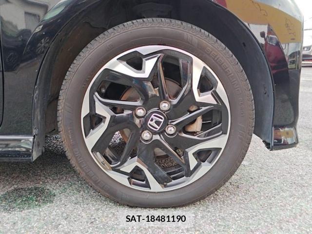 Honda N BOX CUSTOM 2019-02 8562915-10