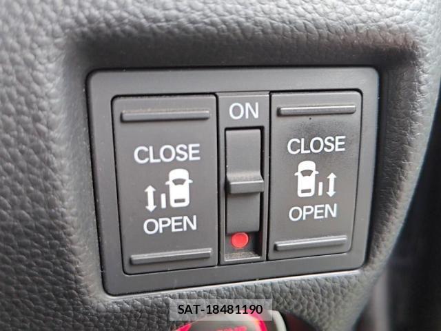 Honda N BOX CUSTOM 2019-02 8562915-13