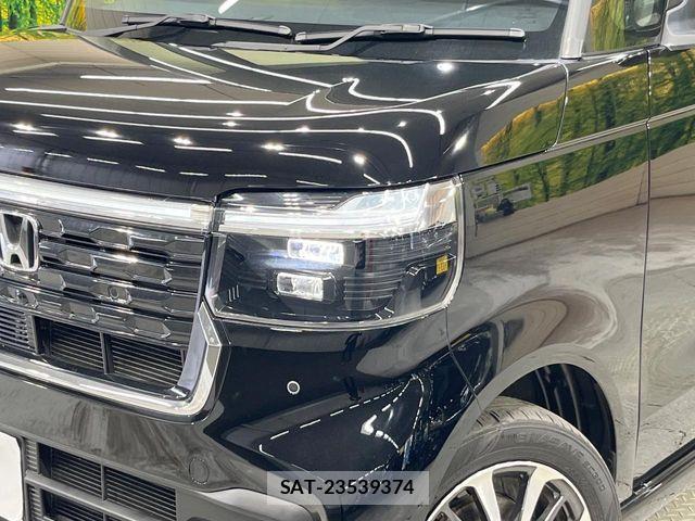 Honda N BOX CUSTOM 2024-05 8562898-11
