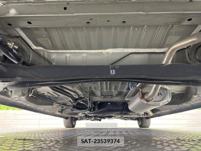 Honda N BOX CUSTOM 2024-05 8562898-18