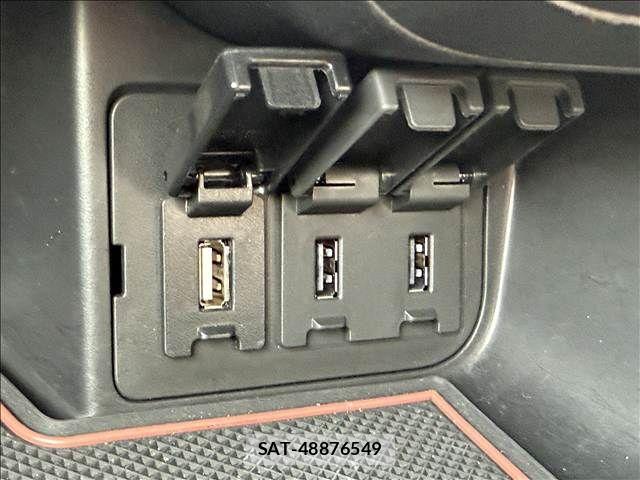 Honda N BOX CUSTOM 2018-09 8562927-14