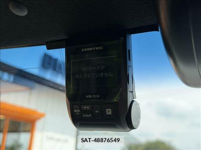 Honda N BOX CUSTOM 2018-09 8562927-16
