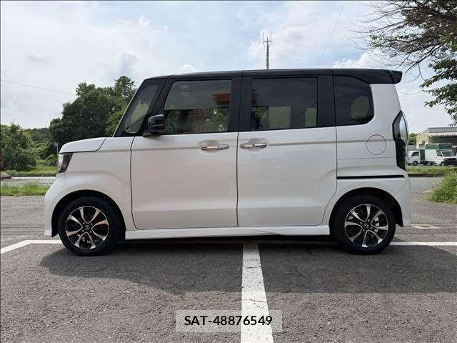 Honda N BOX CUSTOM 2018-09 8562927-5