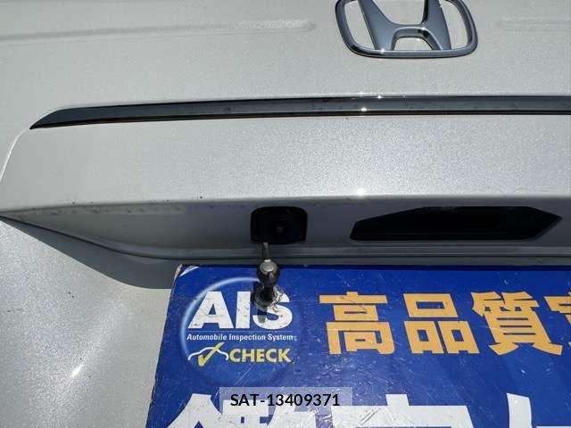 Honda N BOX CUSTOM 2026-04 8562884-10