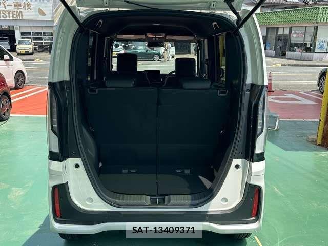 Honda N BOX CUSTOM 2026-04 8562884-11