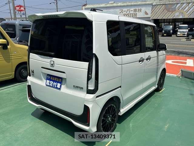 Honda N BOX CUSTOM 2026-04 8562884-13