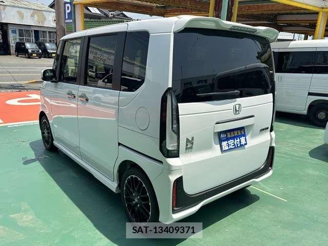 Honda N BOX CUSTOM 2026-04 8562884-3