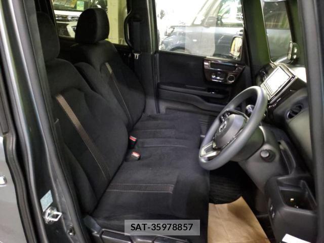 Honda N BOX CUSTOM 2018-04 8562920-20