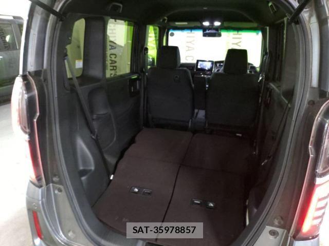 Honda N BOX CUSTOM 2018-04 8562920-26
