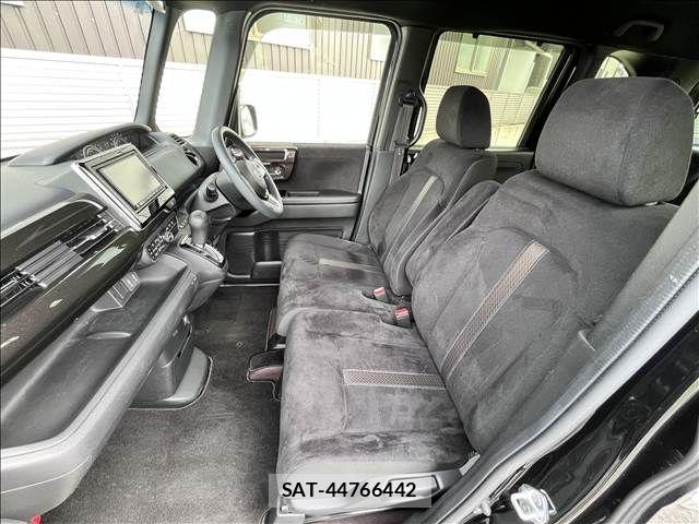 Honda N BOX CUSTOM 2019-04 8562922-16