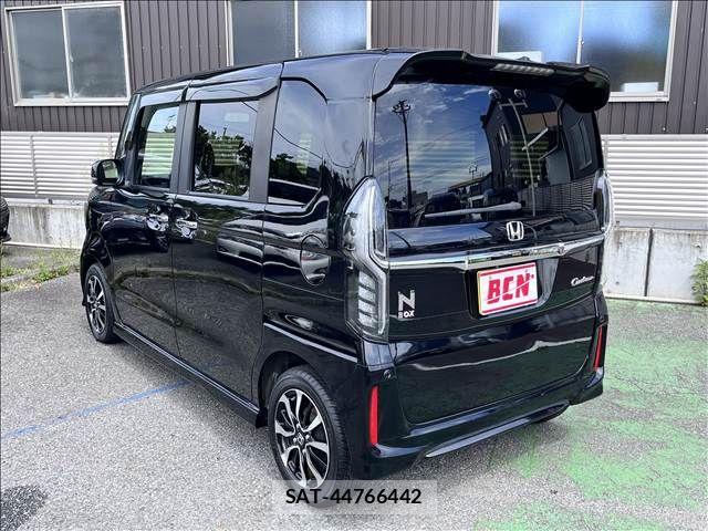 Honda N BOX CUSTOM 2019-04 8562922-4