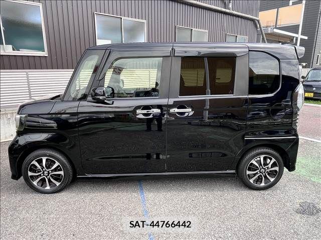 Honda N BOX CUSTOM 2019-04 8562922-6