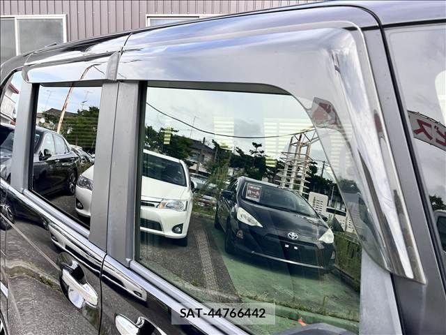 Honda N BOX CUSTOM 2019-04 8562922-8