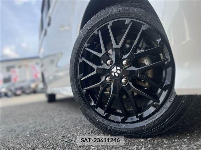 Honda N BOX CUSTOM 2022-02 8562893-10