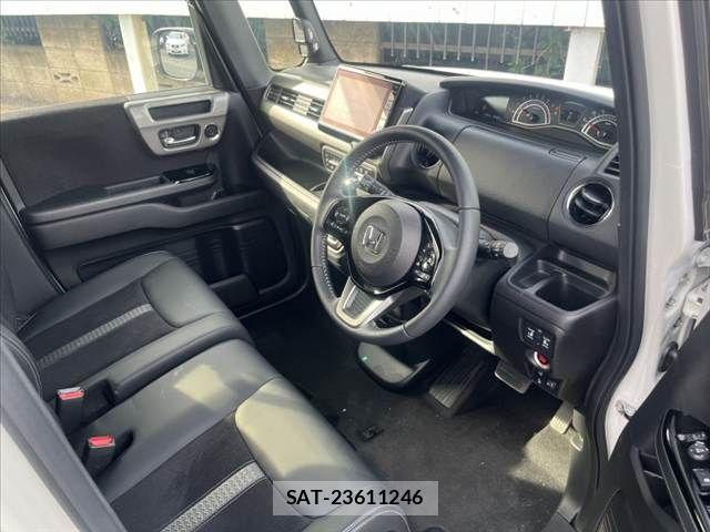 Honda N BOX CUSTOM 2022-02 8562893-11