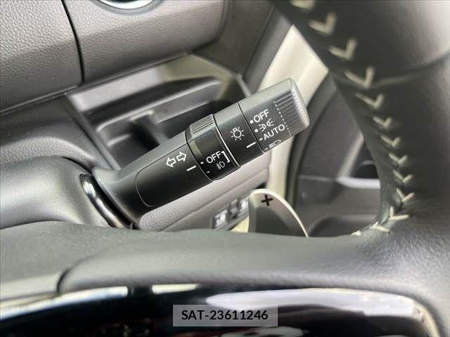 Honda N BOX CUSTOM 2022-02 8562893-21