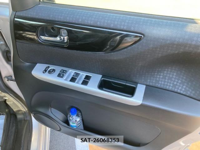 Honda N BOX CUSTOM 2015-09 8562939-14