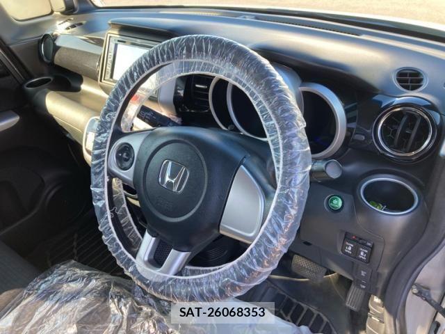 Honda N BOX CUSTOM 2015-09 8562939-15