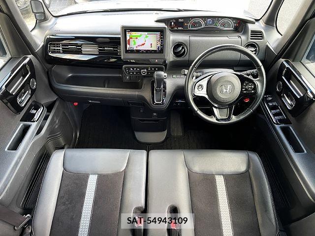 Honda N BOX CUSTOM 2021-04 8562919-1