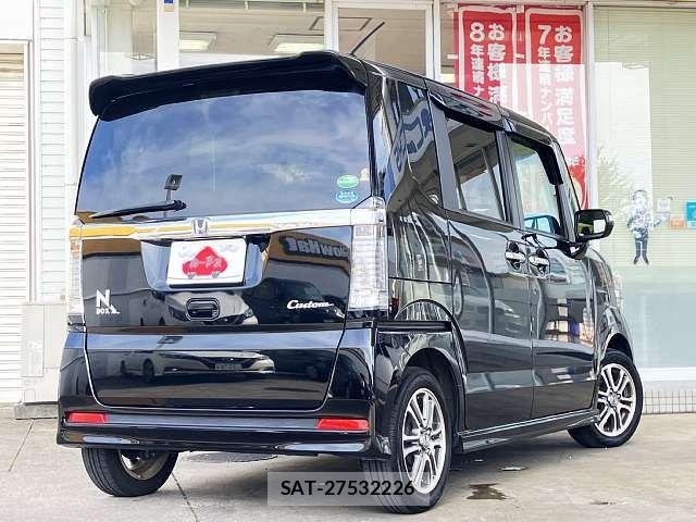 Honda N BOX CUSTOM 2016-03 8562925-2