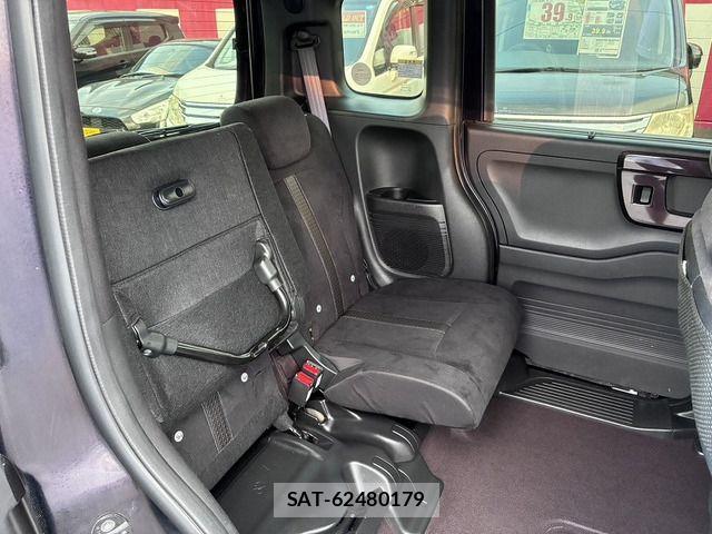 Honda N BOX CUSTOM 2018-01 8562933-12