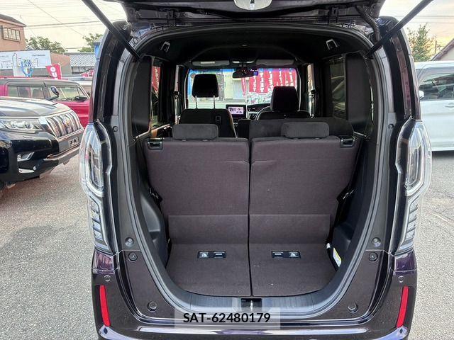 Honda N BOX CUSTOM 2018-01 8562933-14