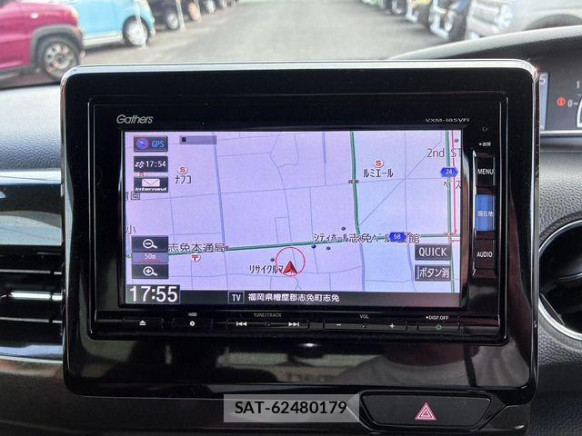 Honda N BOX CUSTOM 2018-01 8562933-15