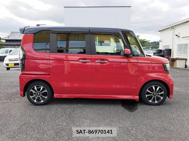Honda N BOX CUSTOM 2019-11 8562921-10