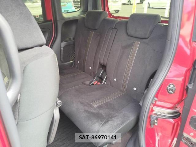 Honda N BOX CUSTOM 2019-11 8562921-22