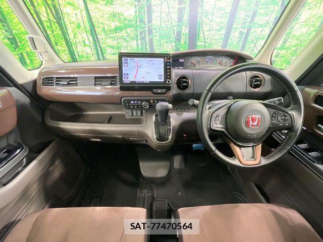 Honda N BOX CUSTOM 2019-01 8562917-1